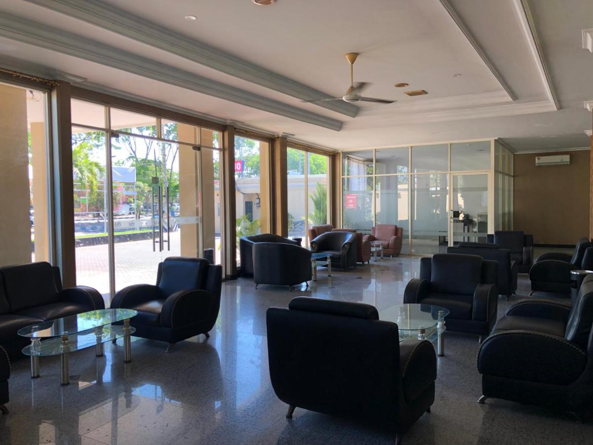 Hotel Sinar 3 Sedati Exterior foto