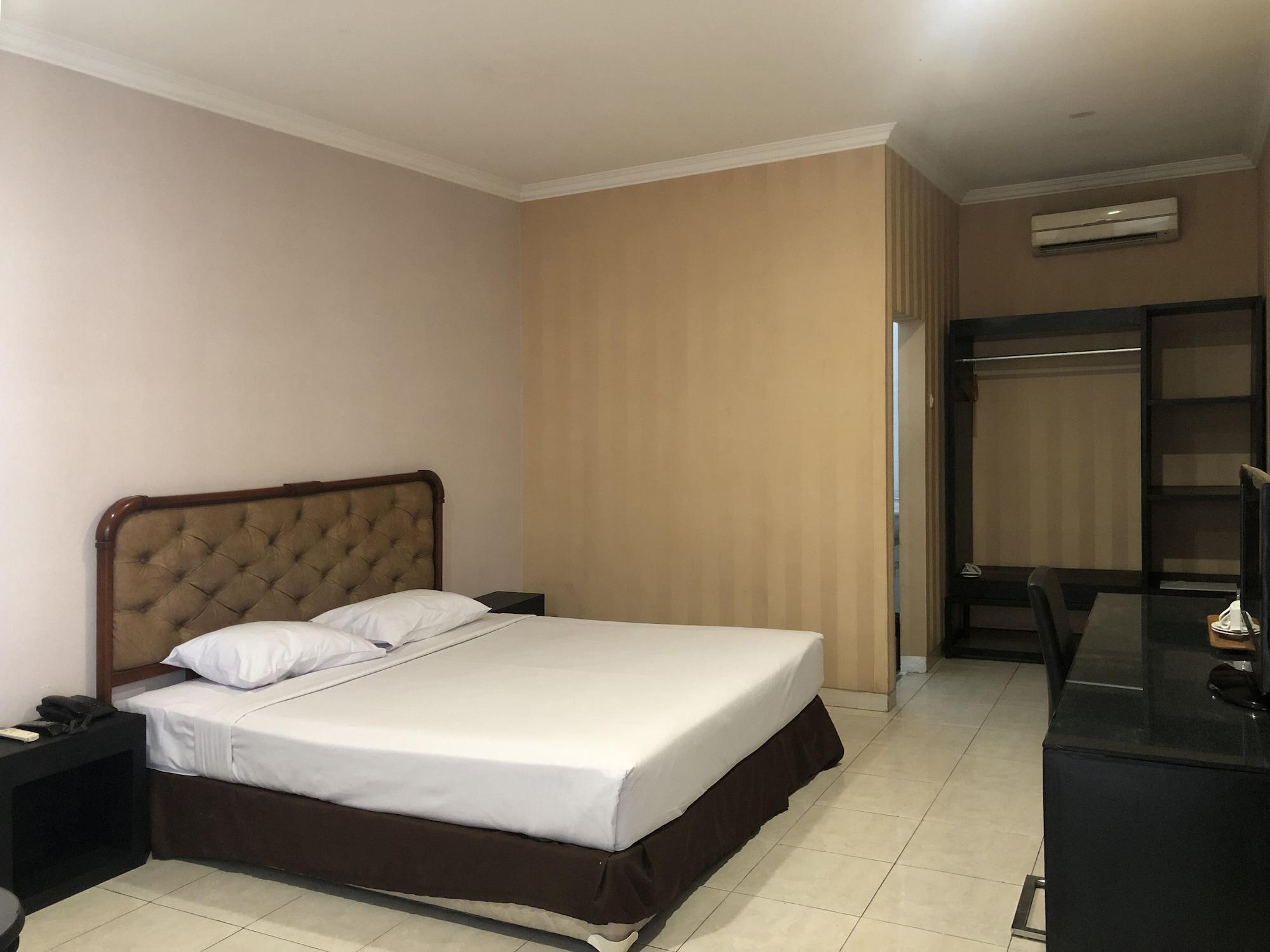Hotel Sinar 3 Sedati Exterior foto