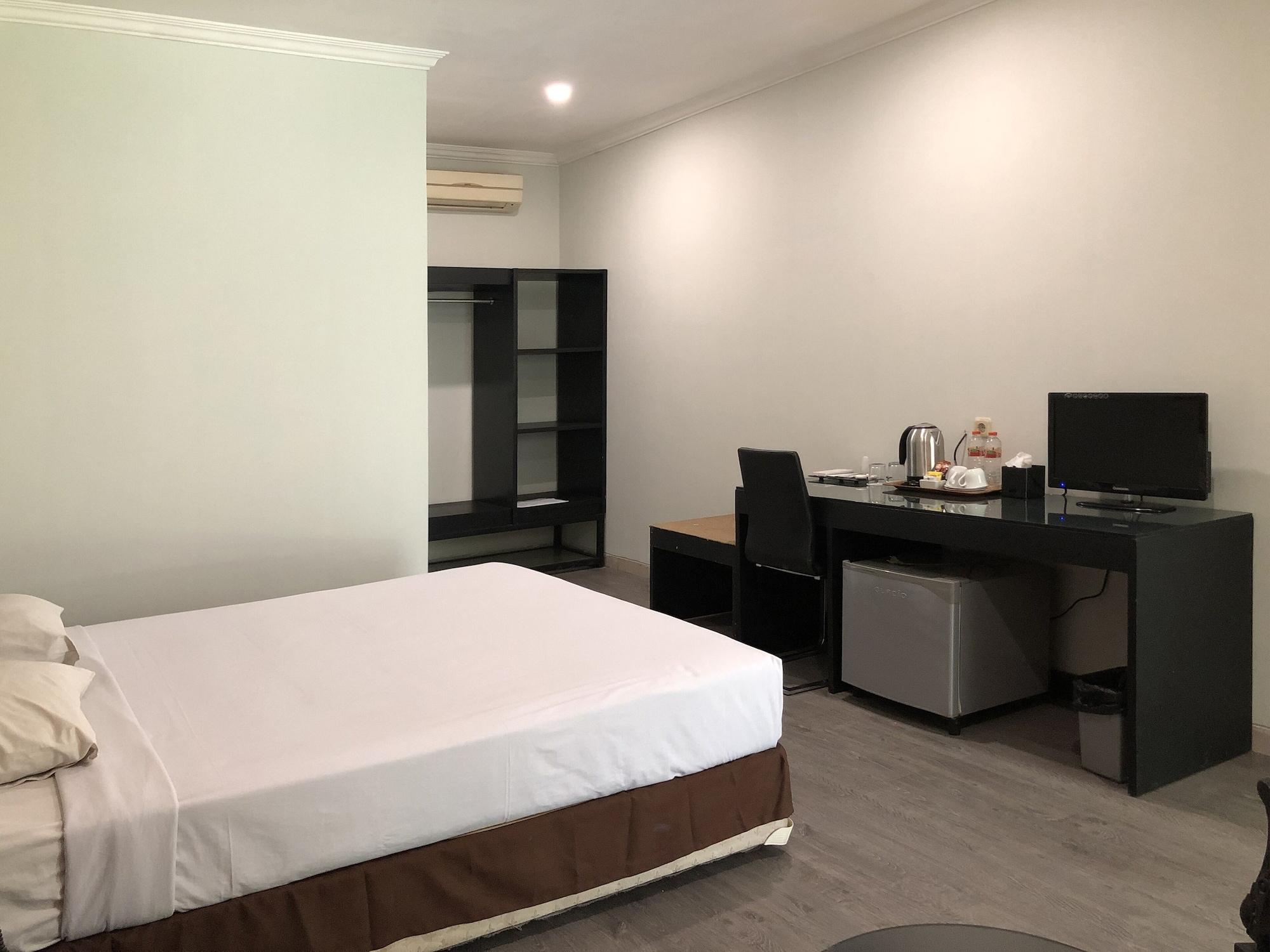 Hotel Sinar 3 Sedati Exterior foto