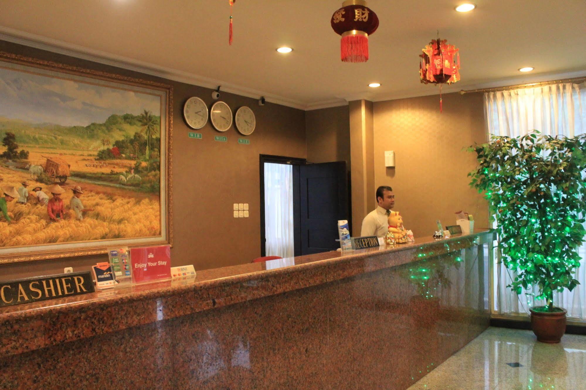 Hotel Sinar 3 Sedati Exterior foto